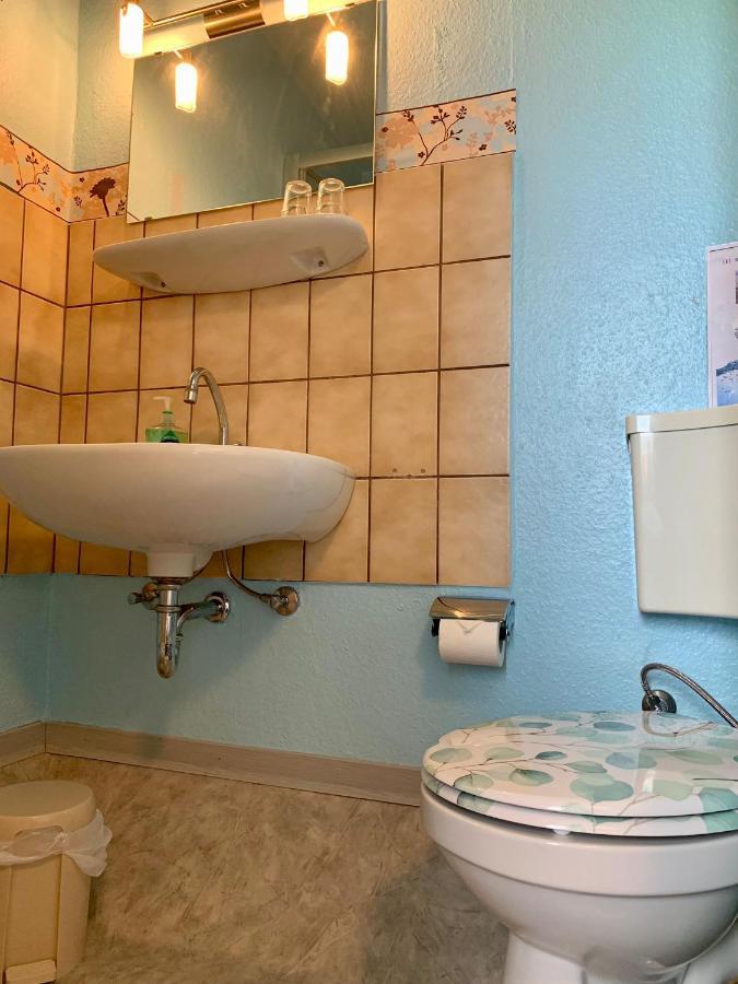 Hotel Pension Schienfatt Am Dornumersieler Tief Esterno foto